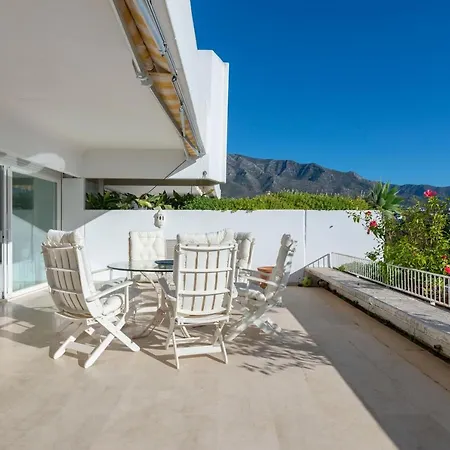 En Complejo Residencial Con Piscina Διαμέρισμα
