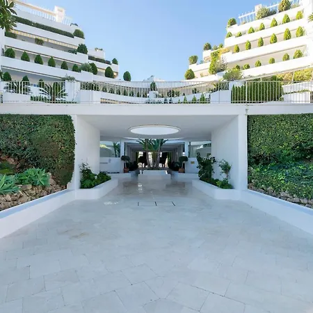En Complejo Residencial Con Piscina * Μαρμπέλλα